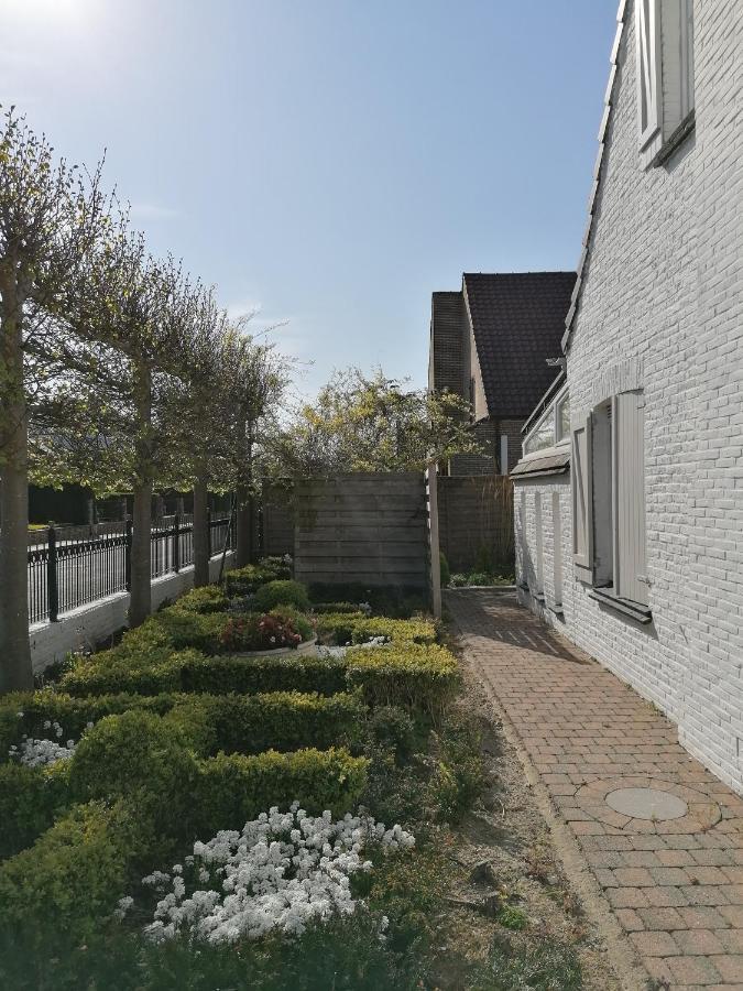 Vakantiewoning De Nachtegaal ออสเทนด์ ภายนอก รูปภาพ